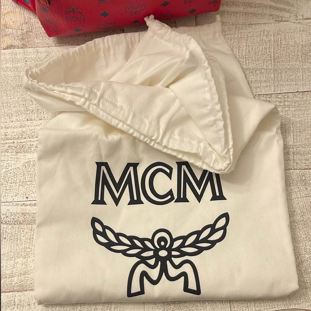 MCM Medium Stark Visetos Stylish Backpack - Picture 14 of 14